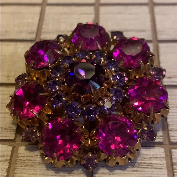 Vintage Brooch-Made in Austria - Picture 3 of 5